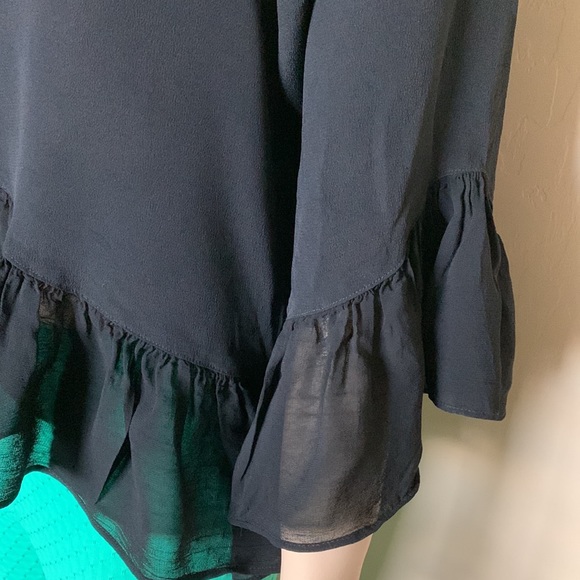 Womens top - Picture 3 of 6